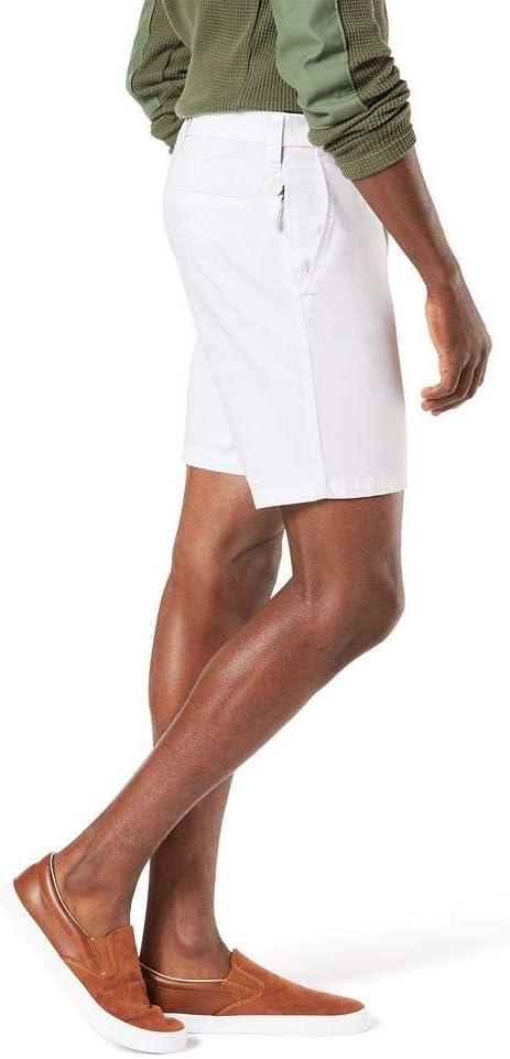 imageDockers Mens Straight Fit Supreme Flex Ultimate 95quot ShortsPaper White