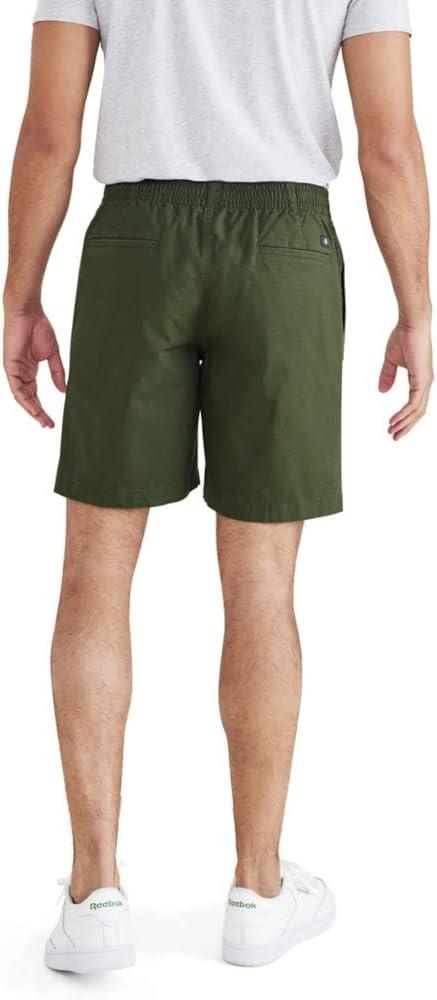 imageDockers Mens Ultimate Straight Fit 75quot Pull on Shorts with Supreme FlexDuffel Bag Green Ripstop