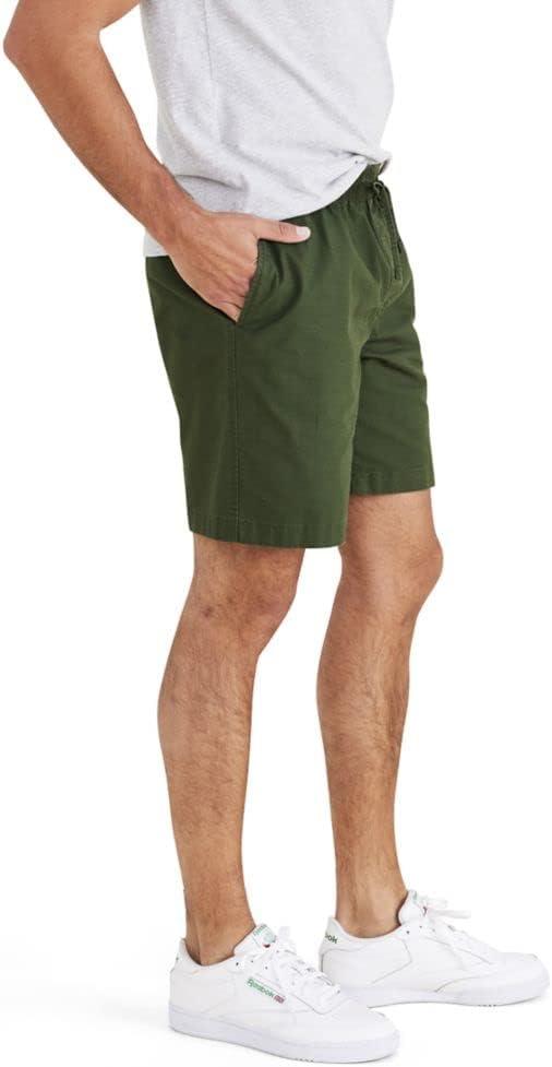 imageDockers Mens Ultimate Straight Fit 75quot Pull on Shorts with Supreme FlexDuffel Bag Green Ripstop