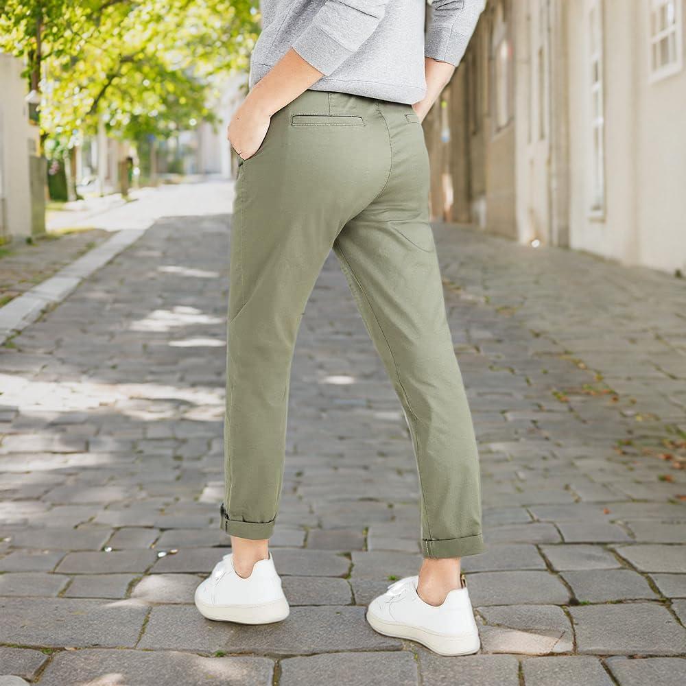 imageDockers Womens Dockers Womens Weekend Chino MidRise SlimCamo Green