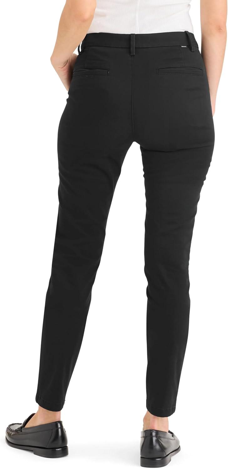imageDockers Womens Weekend Chino MidRise Skinny Beautiful Black 28