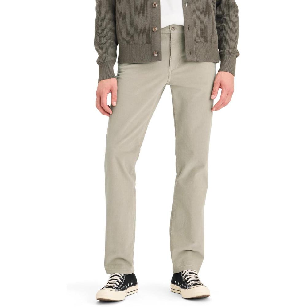 imageDockers Mens Relaxed Fit Comfort Khaki Pants PleatedPure Cashmere